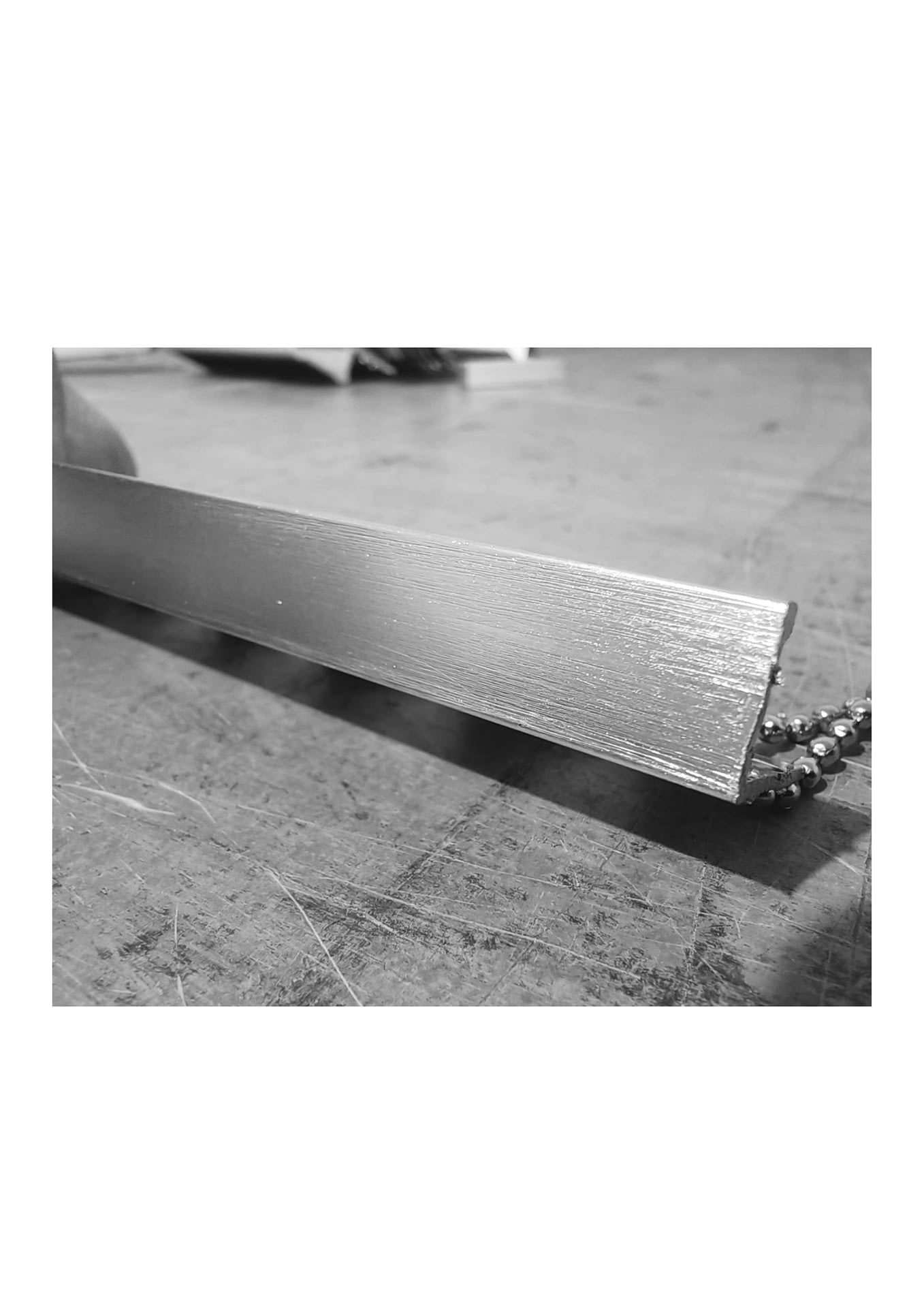 Win Recto Delgado Aluminio 10MM X 2.5M Efecto Cepillado