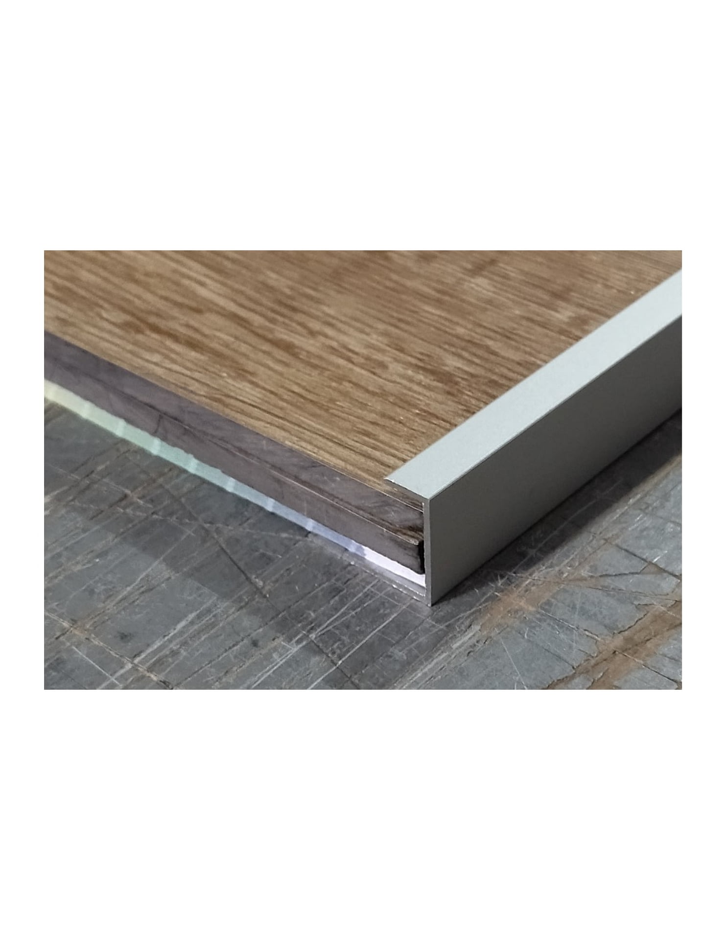 Perfil Remate "U" Aluminio 11,5 mm x 2,4 m Plata Mate 1 Perfil Remate "U" Aluminio 11,5 mm x 2,4 m Plata Mate