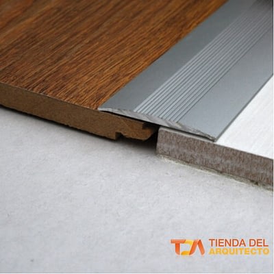 Cubierta Autoadherible Aluminio 25 mm x 2,7 m Plata Mate