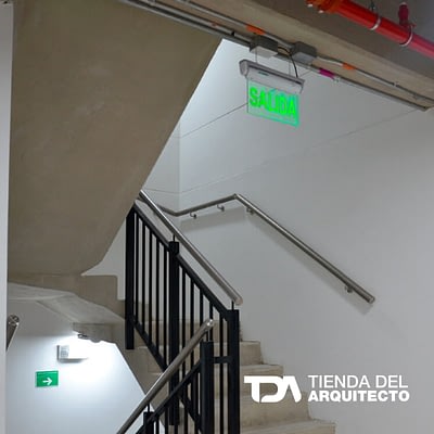 luz-de-emergencia-LED.jpg