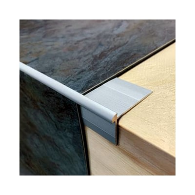 Esquinero Externo En Aluminio 3 mm x 2,7 m - Plata Mate