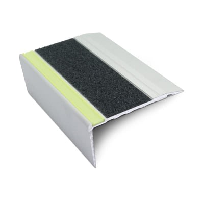 Nariz Aluminio C/Inserto De Carborundum Y Tira Fotoluminiscente 3,00 m - Negro