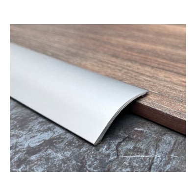 Rampa Retro Ajustable Autoadhesiva 40mm x 2.7m Plata Mate