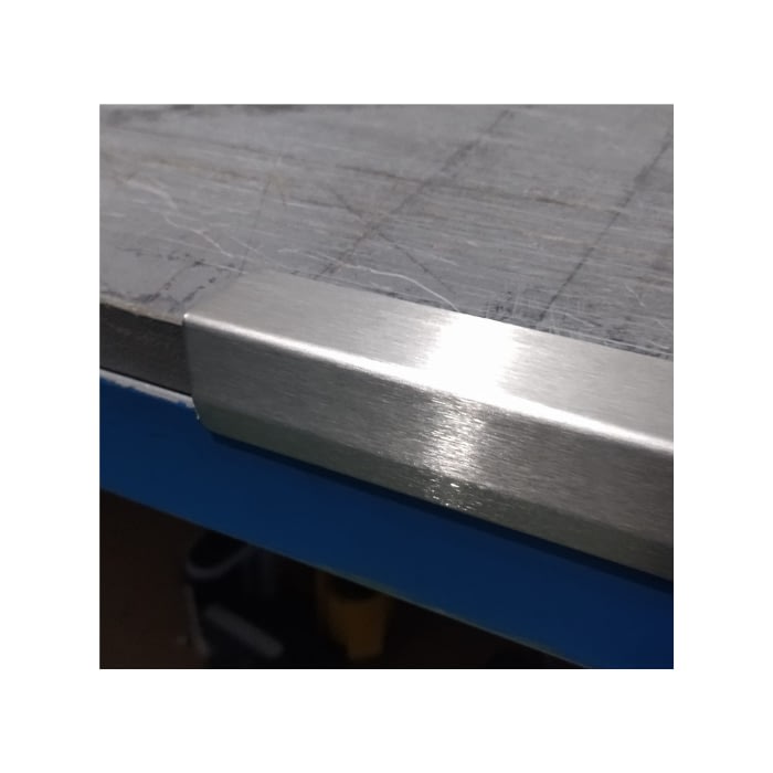 Ángulo Autoadhesivo Acero Inox 30 mm x 30 mm x 2,5 m Cepillado 1 Ángulo Autoadhesivo Acero Inox 30 mm x 30 mm x 2,5 m Cepillado