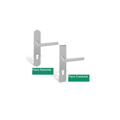 Manija Milán con Placa