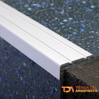 Nariz Autoadherible en Aluminio