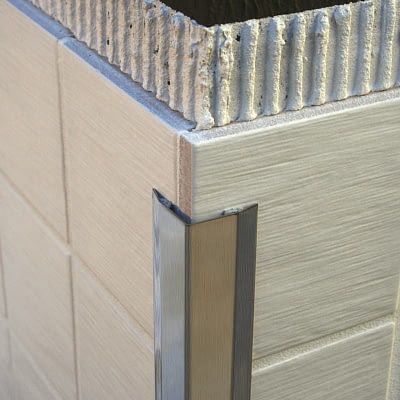 Ángulo Autoadhesivo Acero Inoxidable 50 mm x 50 mm x 2,5 m Cepillado