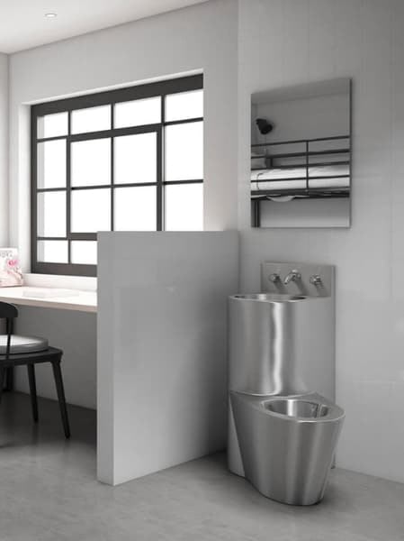 Espejo y sanitario de acero antivandálico