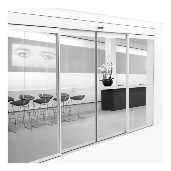 Puerta automática corrediza de vidrio modelo Dorma ES68